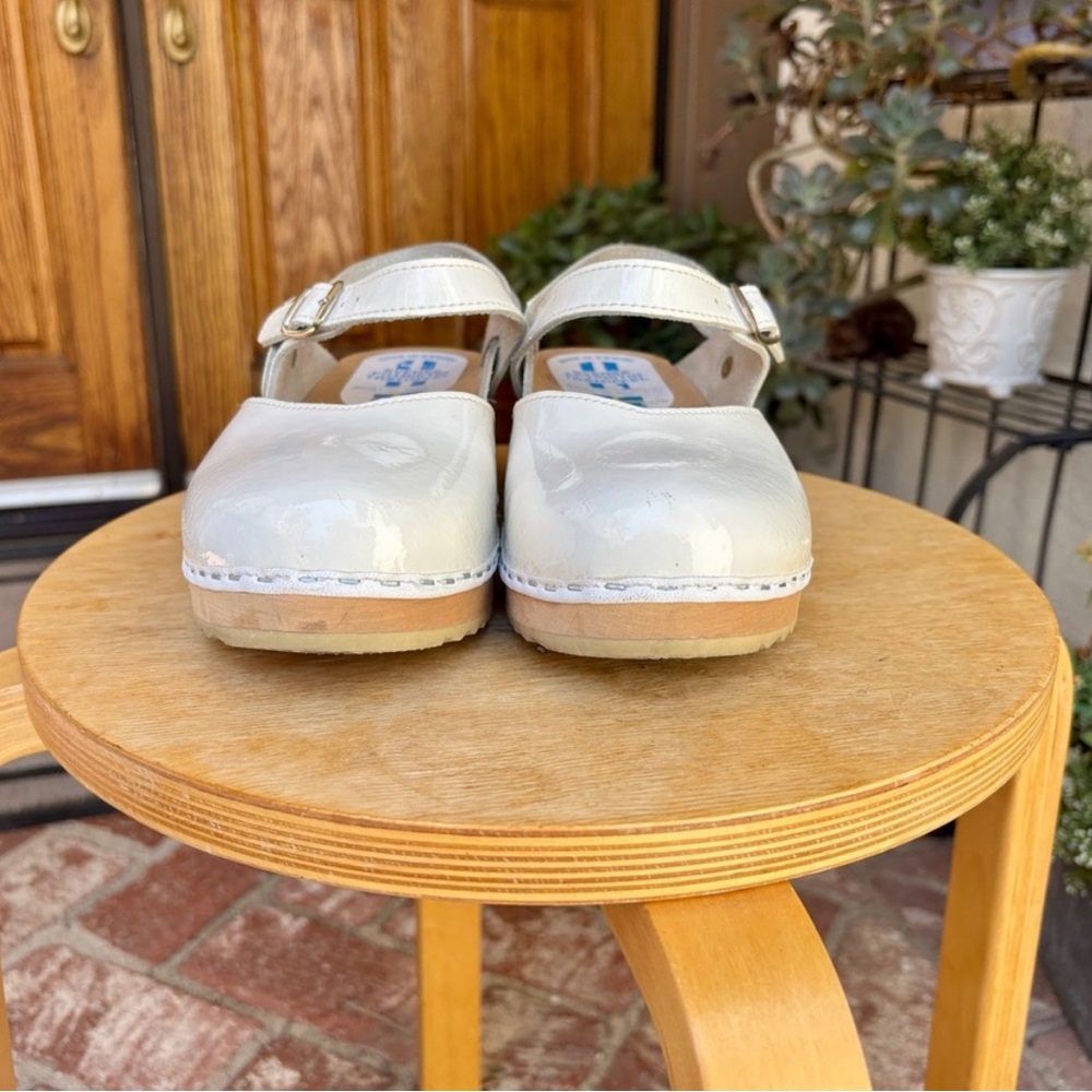 Wooden Swedish clogs - Picture 5 of 8